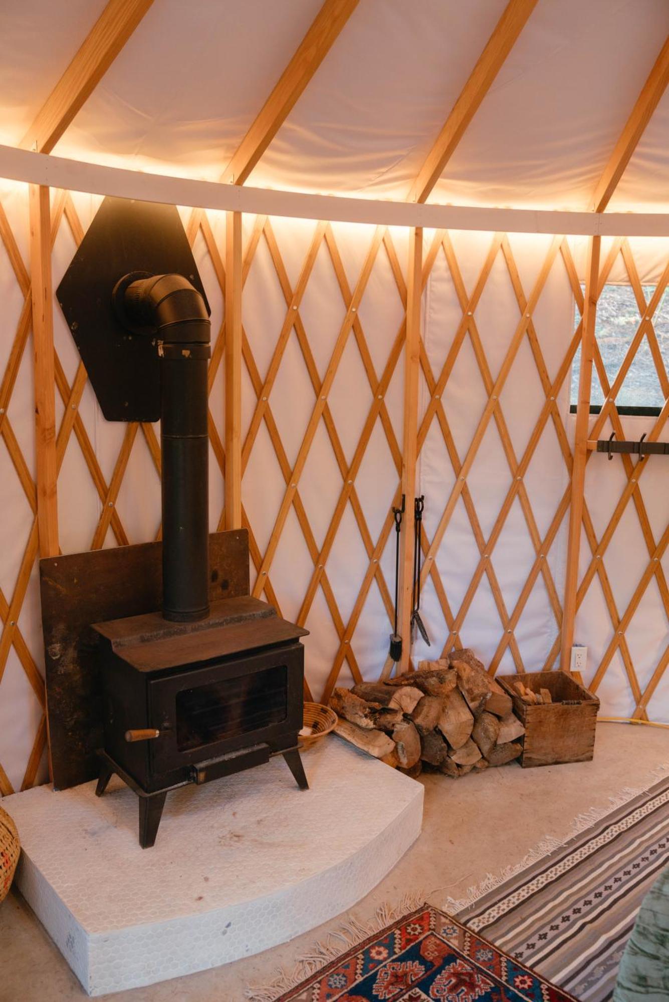 Magical Yurt In The Woods - 2 Miles From Town Hotel Nevada City Exterior photo